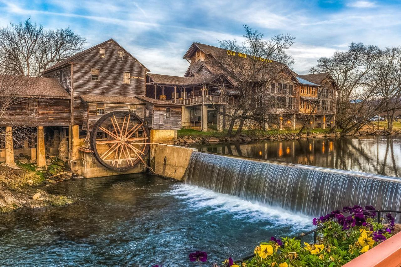 Gateway To The Smokies Villa Pigeon Forge Exterior photo
